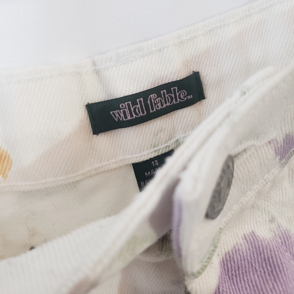 Wild Fable; High Rise; Jean Shorts; White with Flower Pattern; Tie Dye; - Picture 4 of 7